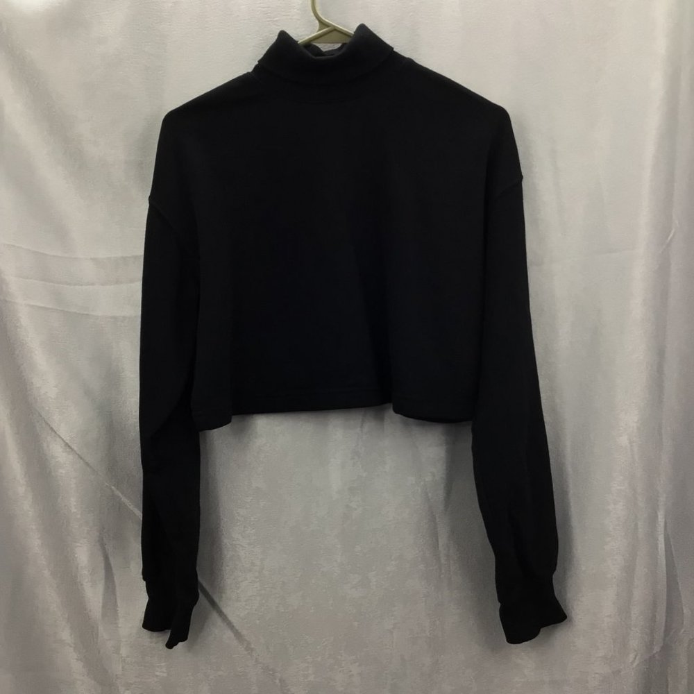 H&M Divided Women's Cropped Turtleneck Long Sleeve Black Small